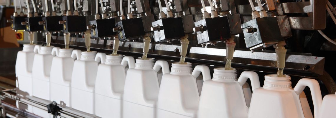 Gravity-fed fill and pack line.